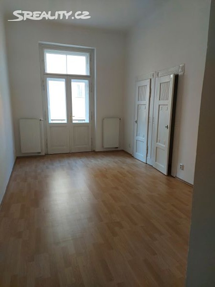 Prodej bytu 2+1 91 m², Náplavní, Praha 2 - Nové Město