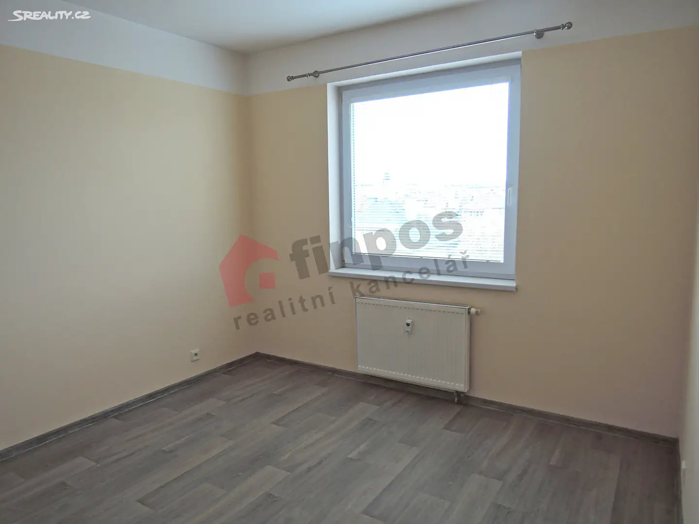 Prodej bytu 2+1 45 m², Chlumec nad Cidlinou - Chlumec nad Cidlinou IV, okres Hradec Králové