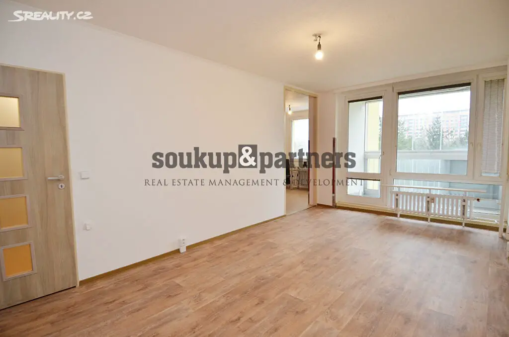 Prodej bytu 2+1 65 m², Rajmonova, Praha 8 - Kobylisy