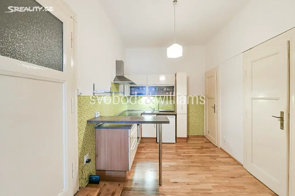 Prodej bytu 2+1 46 m², Lucemburská, Praha 3 - Vinohrady