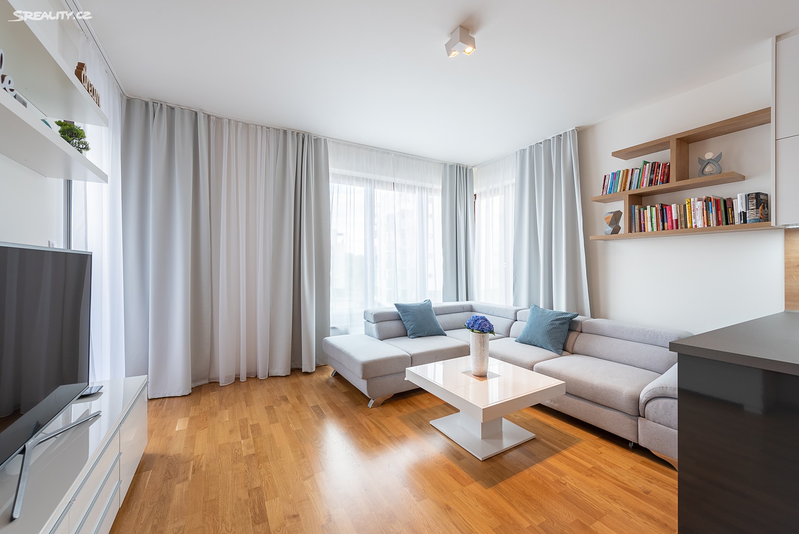 Prodej bytu 3+kk 90 m², Učňovská, Praha - Hrdlořezy