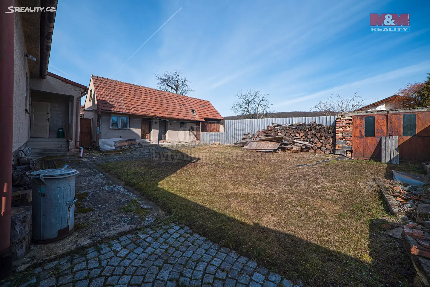 Prodej  rodinného domu 710 m², pozemek 940 m², Čučice, okres Brno-venkov
