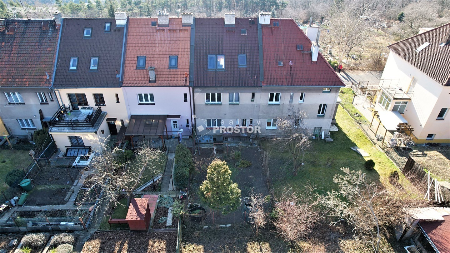 Prodej  rodinného domu 200 m², pozemek 197 m², Nad Kundratkou, Praha 9 - Prosek