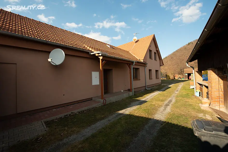Prodej  rodinného domu 200 m², pozemek 6 661 m², Palackého, Předklášteří