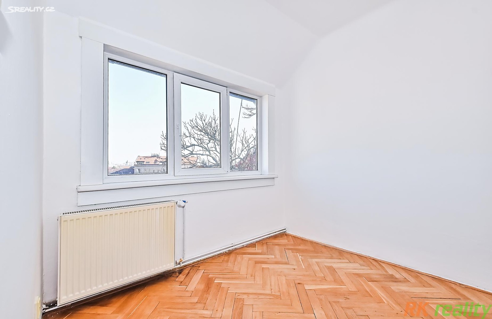 Pronájem bytu 2+1 35 m², Tomášská, Praha 1 - Malá Strana
