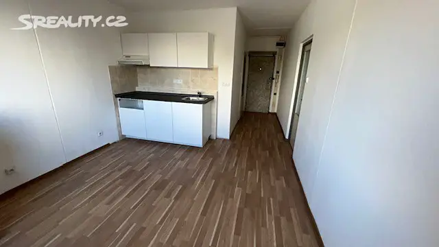 Pronájem bytu 2+kk 51 m², Jana Zajíce, Pardubice - Studánka