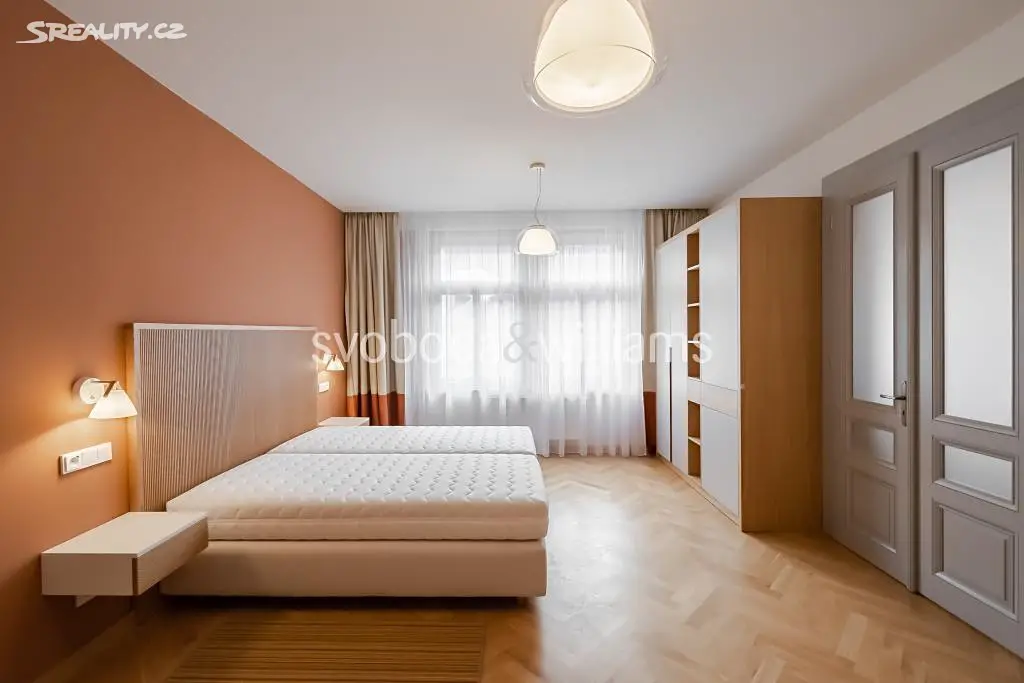Pronájem bytu 2+kk 55 m², Krkonošská, Praha 2 - Vinohrady
