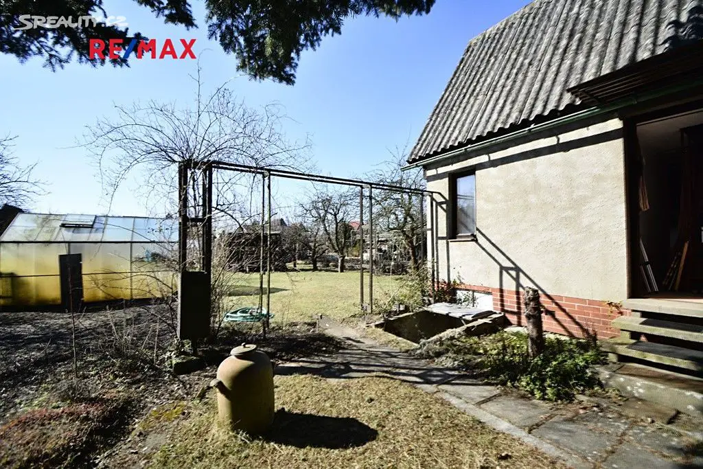 Prodej  chaty 27 m², pozemek 410 m², Zahrádkářská osada Zlatá růže, Hradec Králové - Nový Hradec Králové