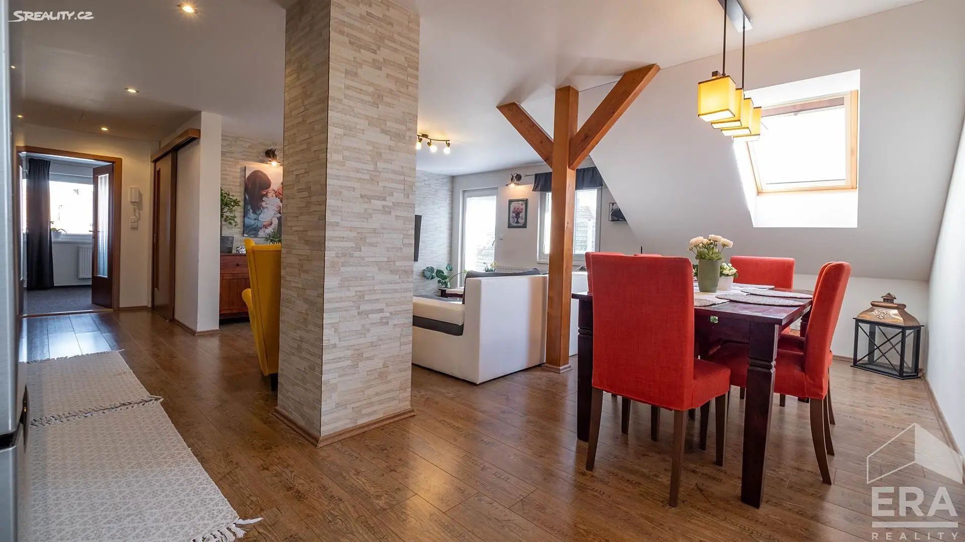Prodej  vícegeneračního domu 207 m², pozemek 1 024 m², Brodecká, Luštěnice