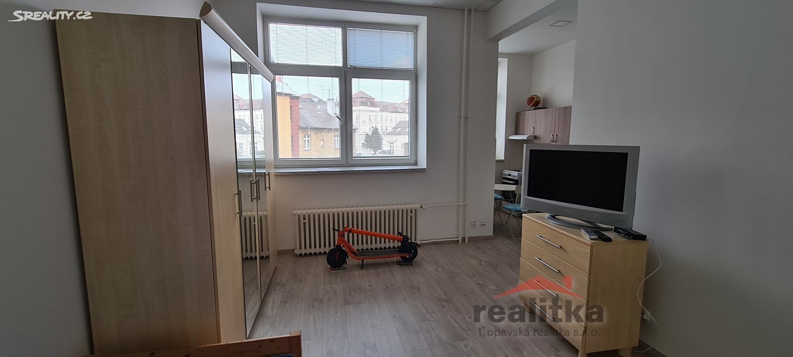 Pronájem bytu 1+kk 30 m², Olbrichova, Opava - Předměstí