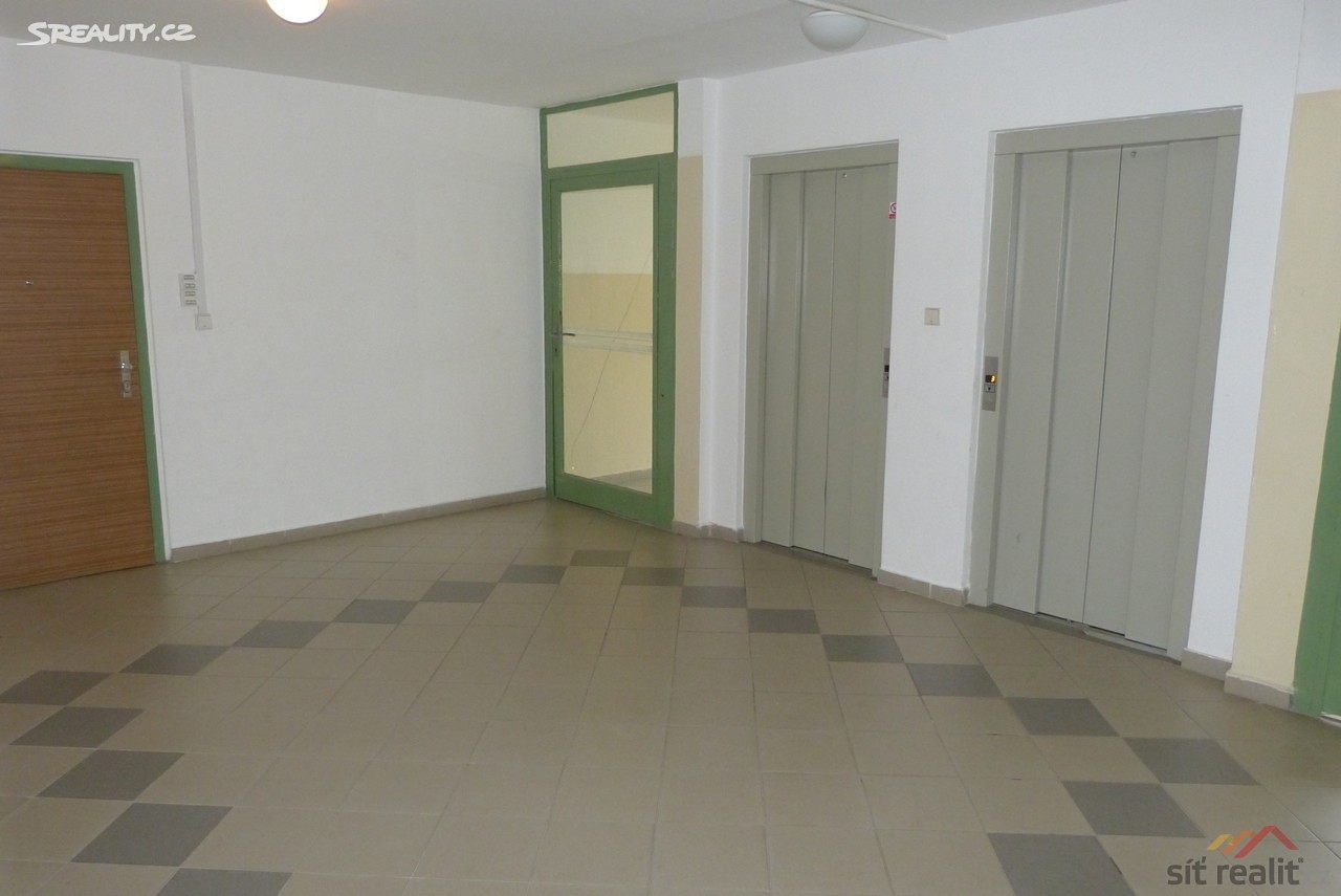 Prodej bytu 2+kk 44 m², Smotlachova, Praha 4 - Kamýk