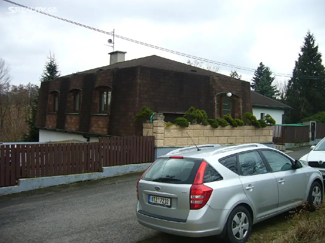 Prodej  rodinného domu 250 m², pozemek 750 m², Za Školou, Ratboř