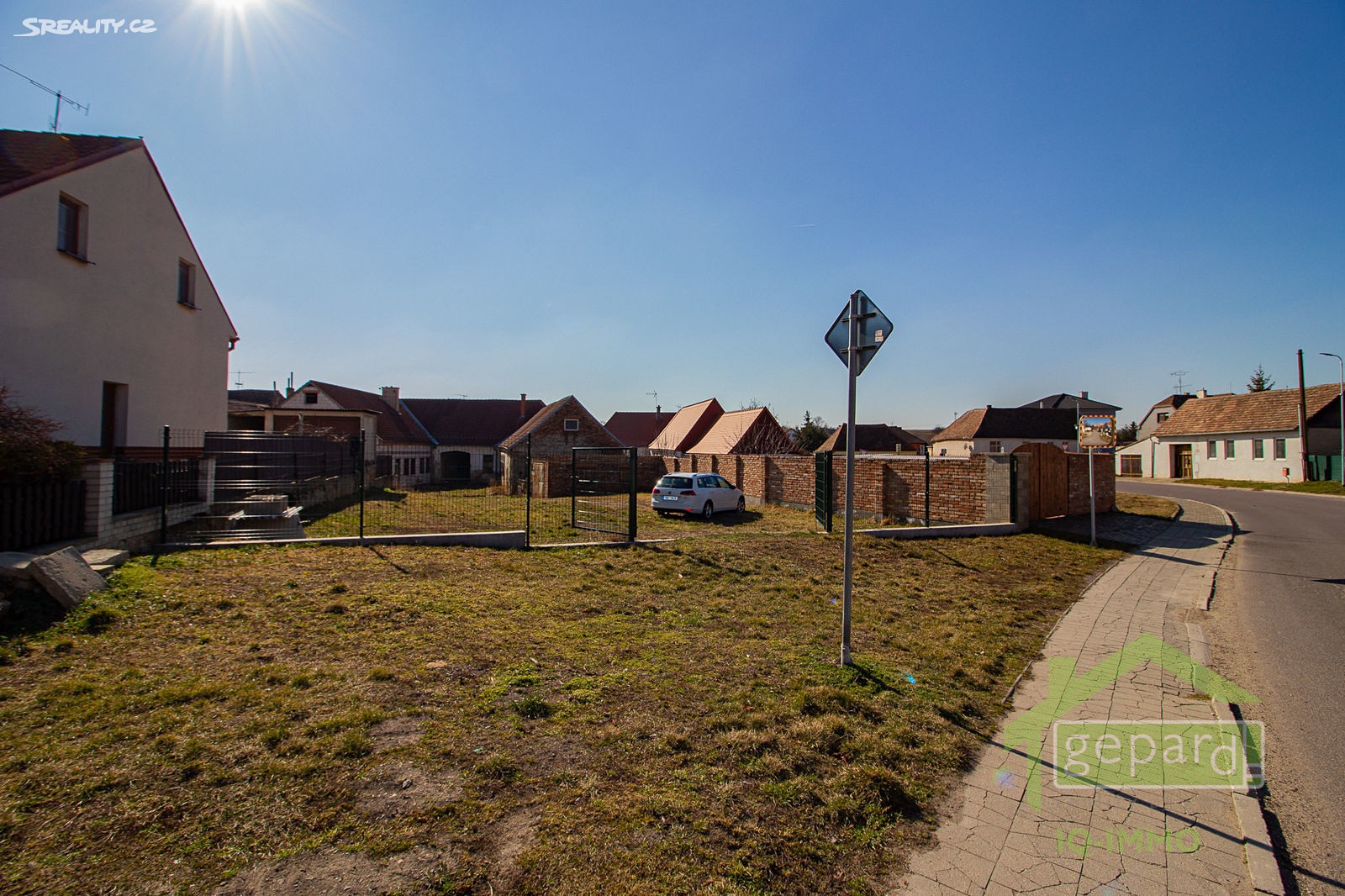 Prodej  rodinného domu 323 m², pozemek 1 464 m², Šatov, okres Znojmo