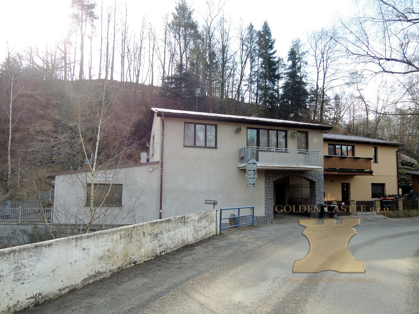 Prodej  rodinného domu 240 m², pozemek 3 344 m², Sedlčany - Sestrouň, okres Příbram