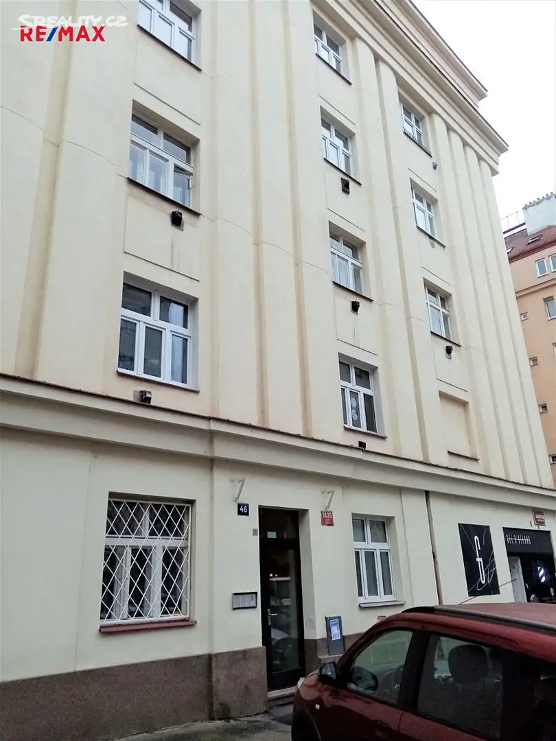 Pronájem bytu 1+1 53 m², Biskupcova, Praha 3 - Žižkov