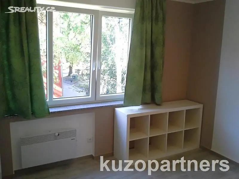 Pronájem bytu 1+kk 18 m², Grégrova, Chomutov