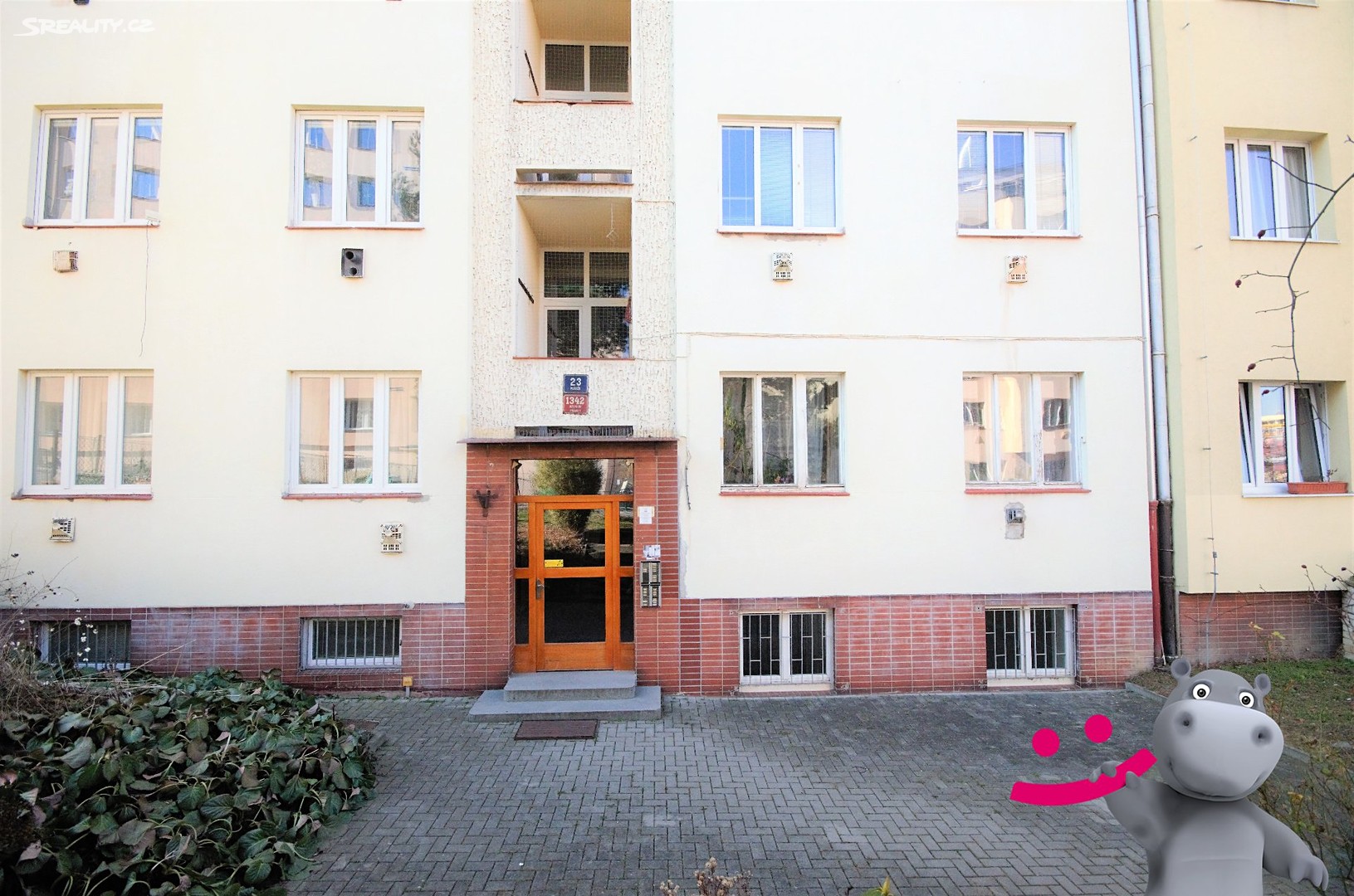 Pronájem bytu 1+kk 70 m², Mládeže, Praha 6 - Břevnov