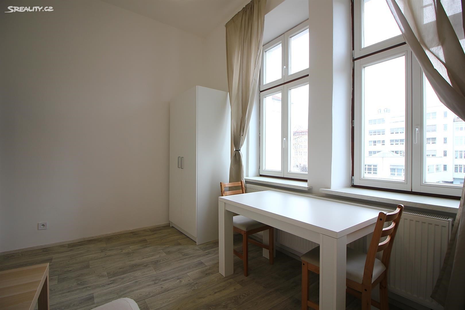 Pronájem bytu 1+1 30 m², Koliště, Brno - Zábrdovice