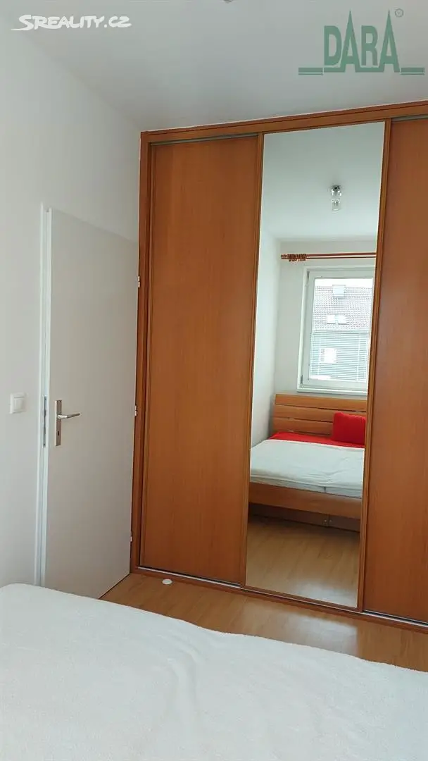Prodej bytu 2+kk 43 m², Praha 10 - Dubeč
