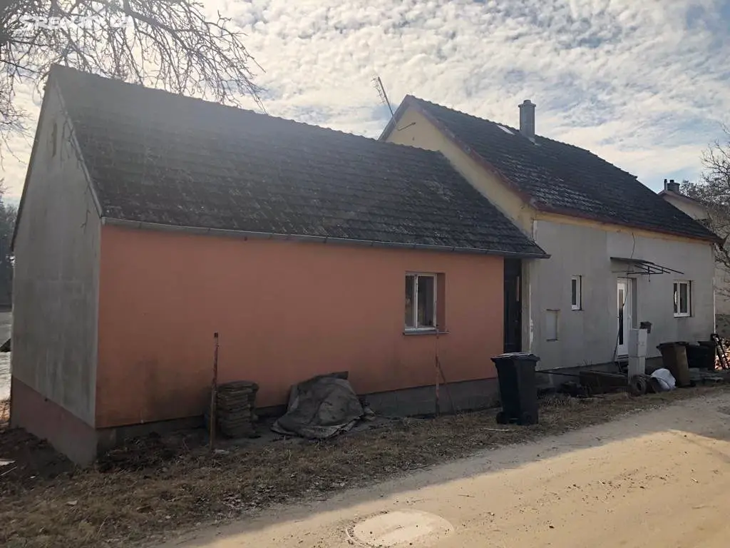 Prodej  rodinného domu 130 m², pozemek 600 m², Ke Škole, Jindřichův Hradec - Radouňka