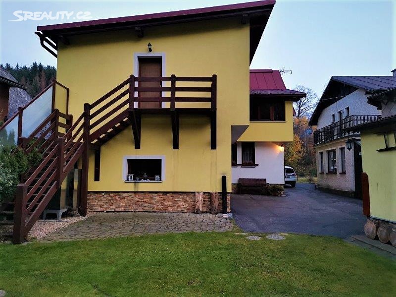 Prodej  rodinného domu 301 m², pozemek 601 m², Za Řekou, Vrchlabí - Hořejší Vrchlabí