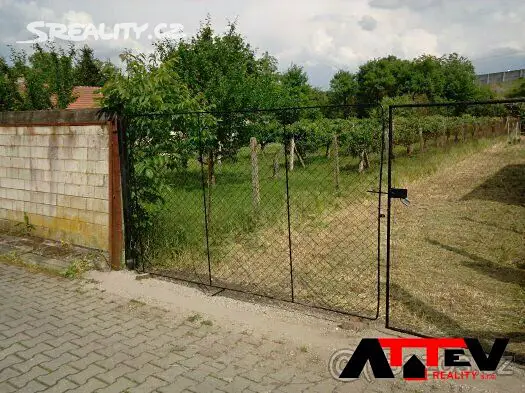 Prodej  stavebního pozemku 338 m², Hrušky, okres Břeclav