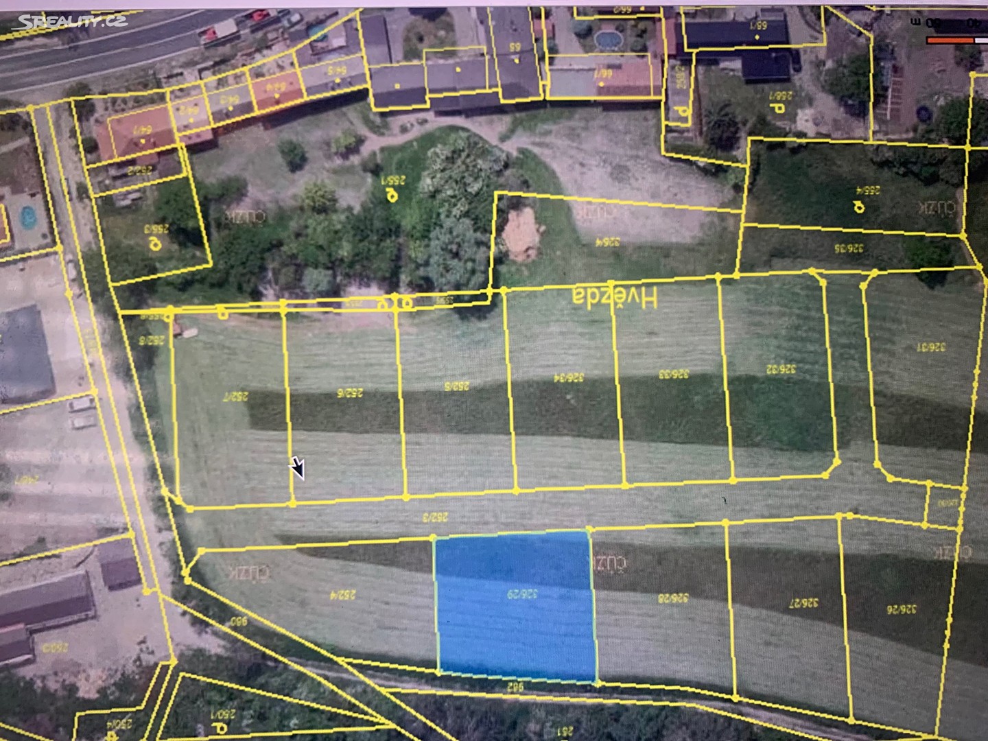 Prodej  stavebního pozemku 807 m², Malíkovice, okres Kladno
