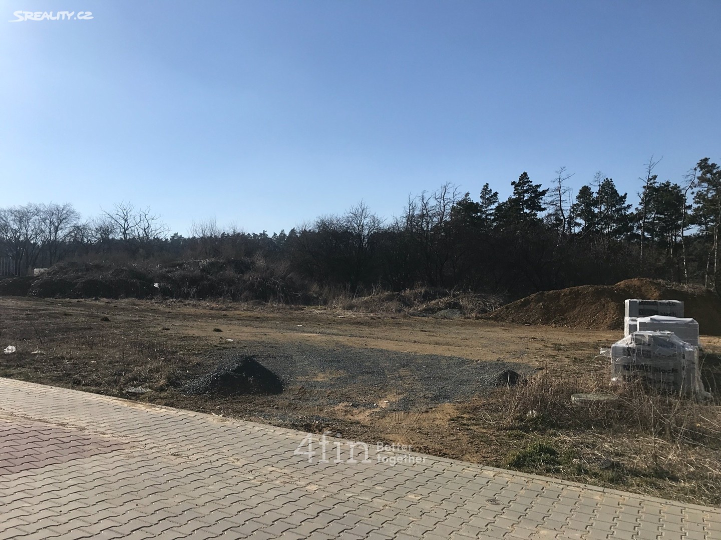 Prodej  stavebního pozemku 1 208 m², Mokrá-Horákov, okres Brno-venkov
