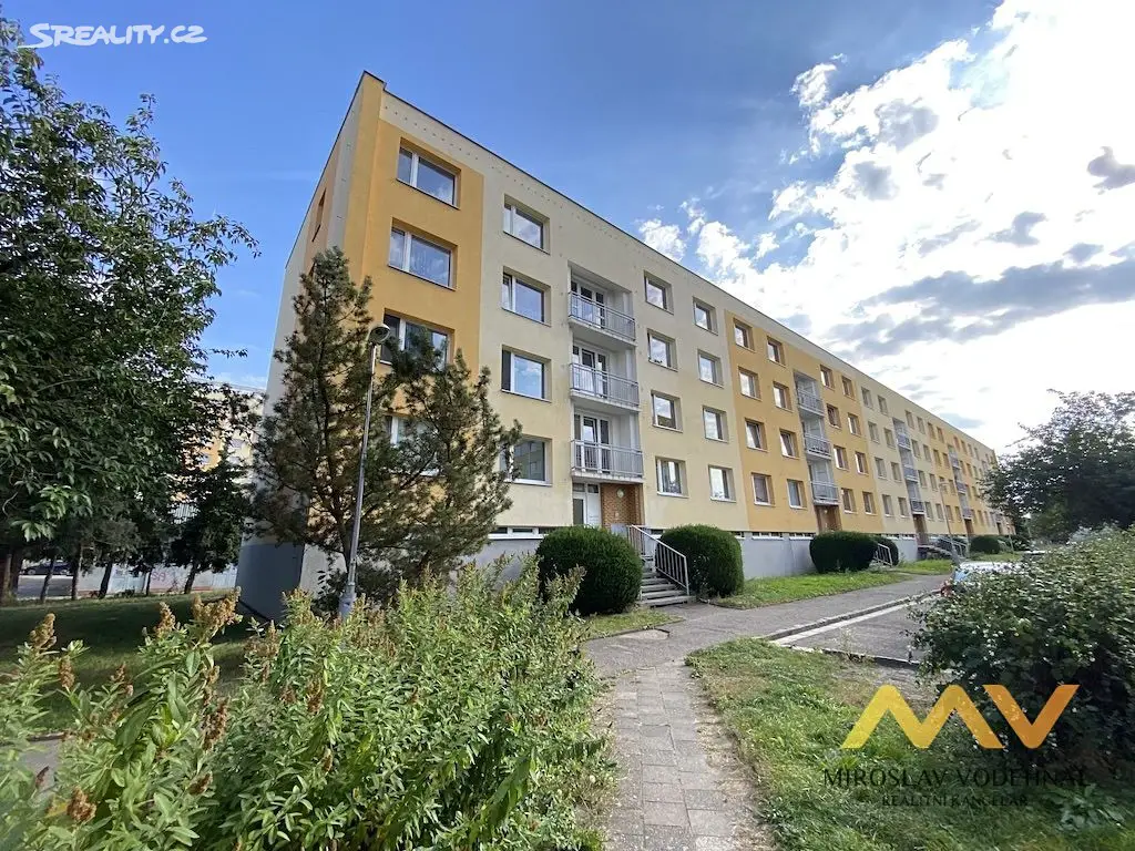 Pronájem bytu 1+1 35 m², Vysocká, Hradec Králové - Moravské Předměstí