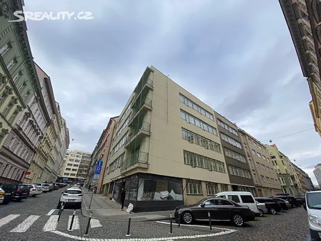 Pronájem bytu 1+kk 25 m², Pplk. Sochora, Praha - Holešovice