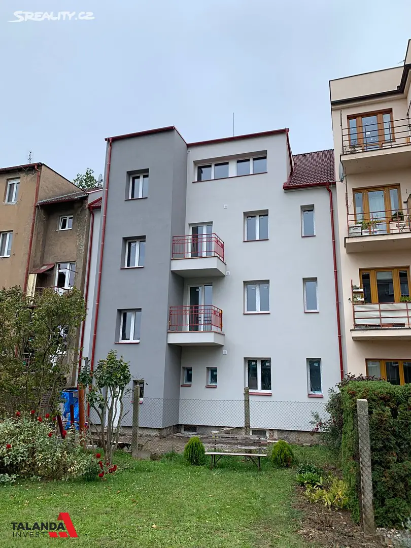 Pronájem bytu 2+kk 63 m², Bulharská, Pardubice - Bílé Předměstí