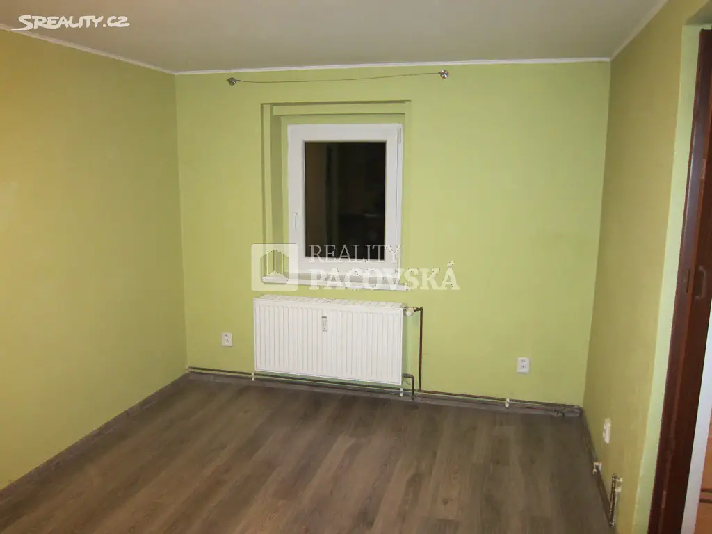 Pronájem bytu 2+1 70 m² (Podkrovní), Turistická, Ústí nad Labem - Neštěmice