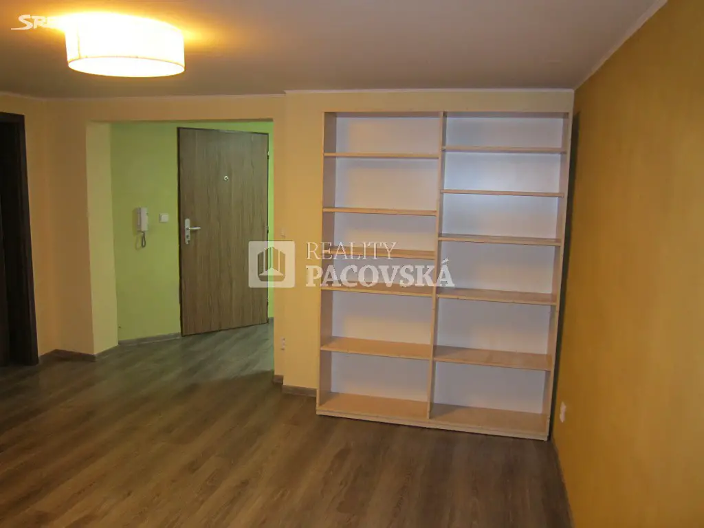 Pronájem bytu 2+1 70 m² (Podkrovní), Turistická, Ústí nad Labem - Neštěmice