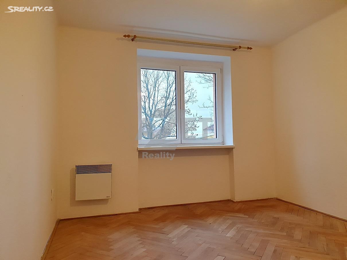 Prodej bytu 2+1 52 m², Bratří Čapků, Uničov