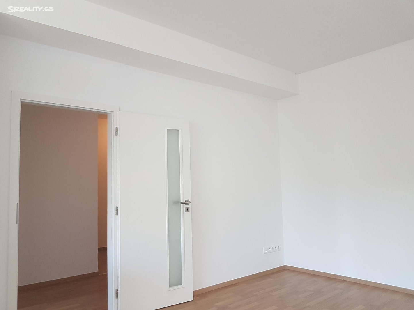 Pronájem bytu 1+kk 38 m², Podbělohorská, Praha 5 - Smíchov