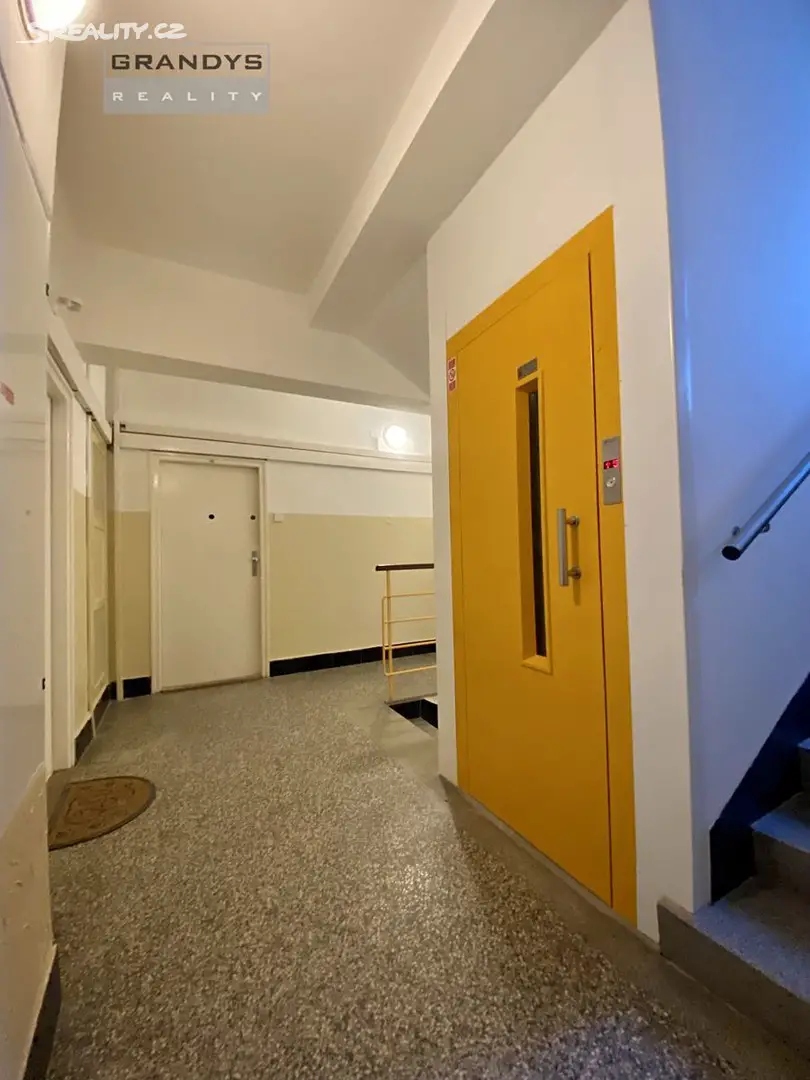 Prodej bytu 3+1 71 m², Vladivostocká, Praha 10 - Vršovice