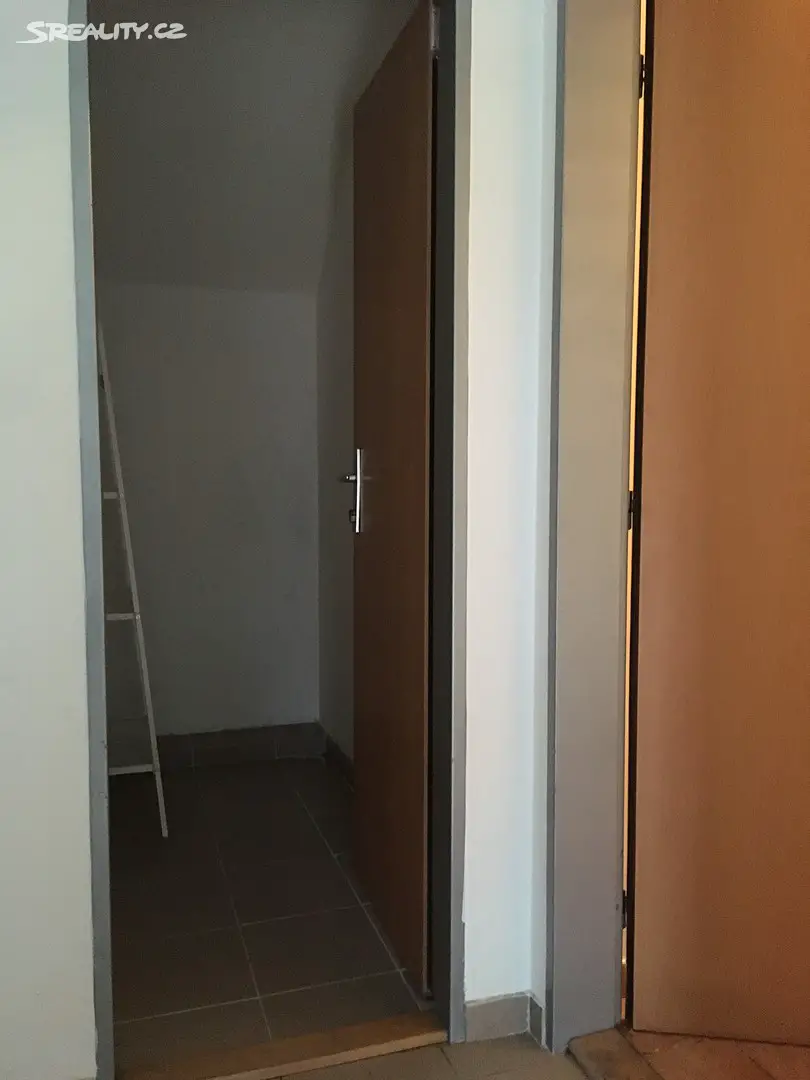 Pronájem bytu 2+kk 38 m², Na Hrádku, Kralupy nad Vltavou