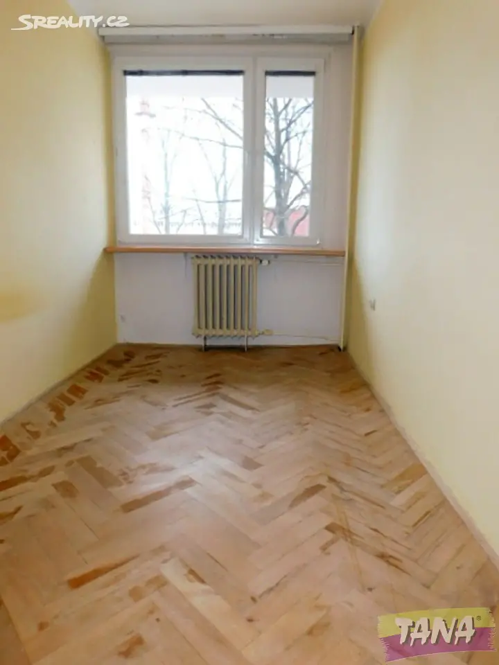 Prodej bytu 3+1 57 m², Smetanovo nábřeží, Hradec Králové