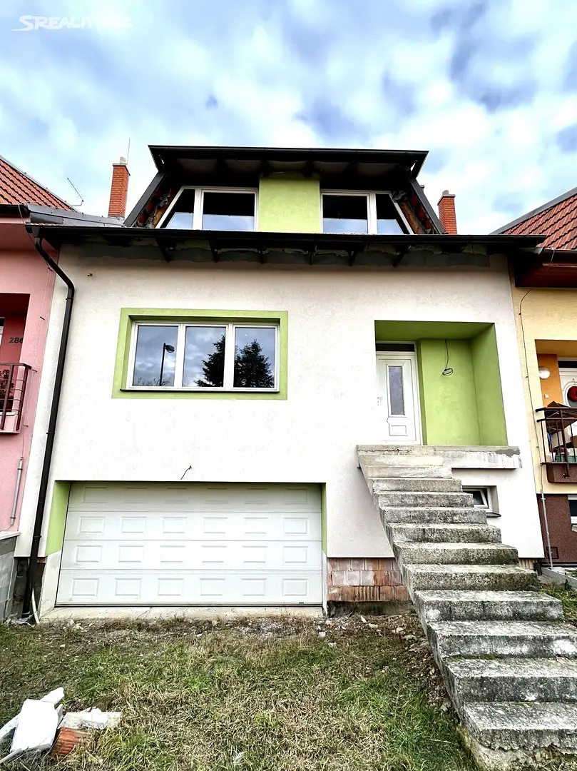 Prodej  rodinného domu 230 m², pozemek 448 m², Hostěnice, okres Brno-venkov