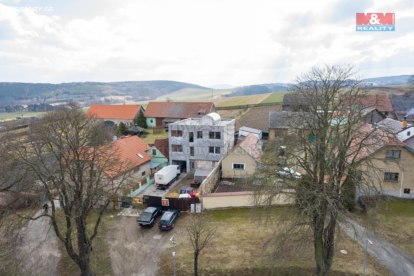Prodej  rodinného domu 285 m², pozemek 416 m², Jungmannova, Hudlice