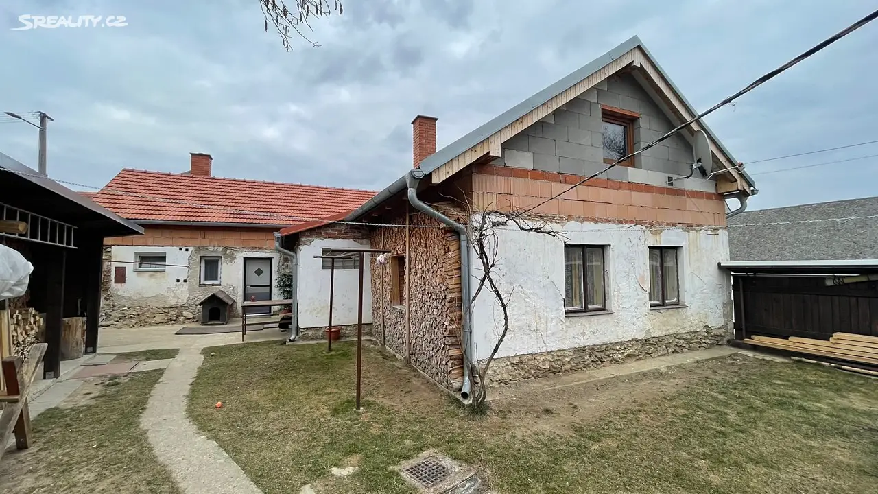 Prodej  rodinného domu 100 m², pozemek 310 m², Moravské Budějovice - Lažínky, okres Třebíč