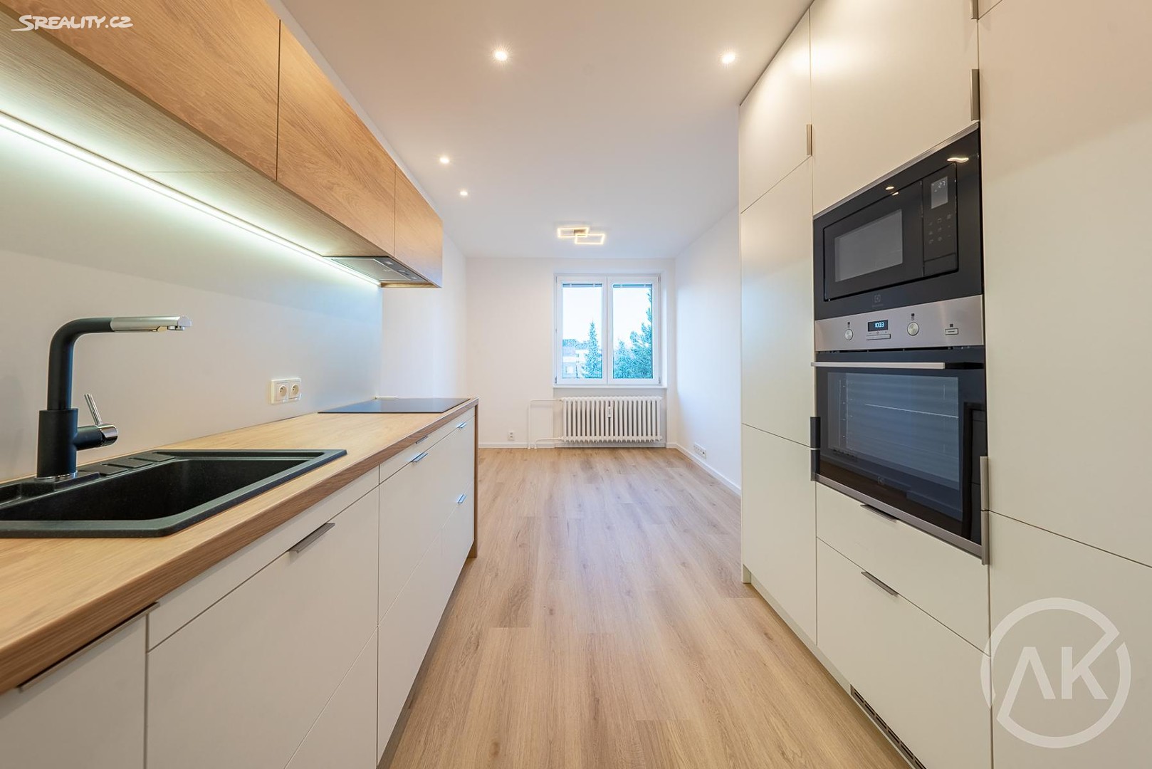 Pronájem bytu 1+1 31 m², Slavníkovců, Ostrava - Mariánské Hory