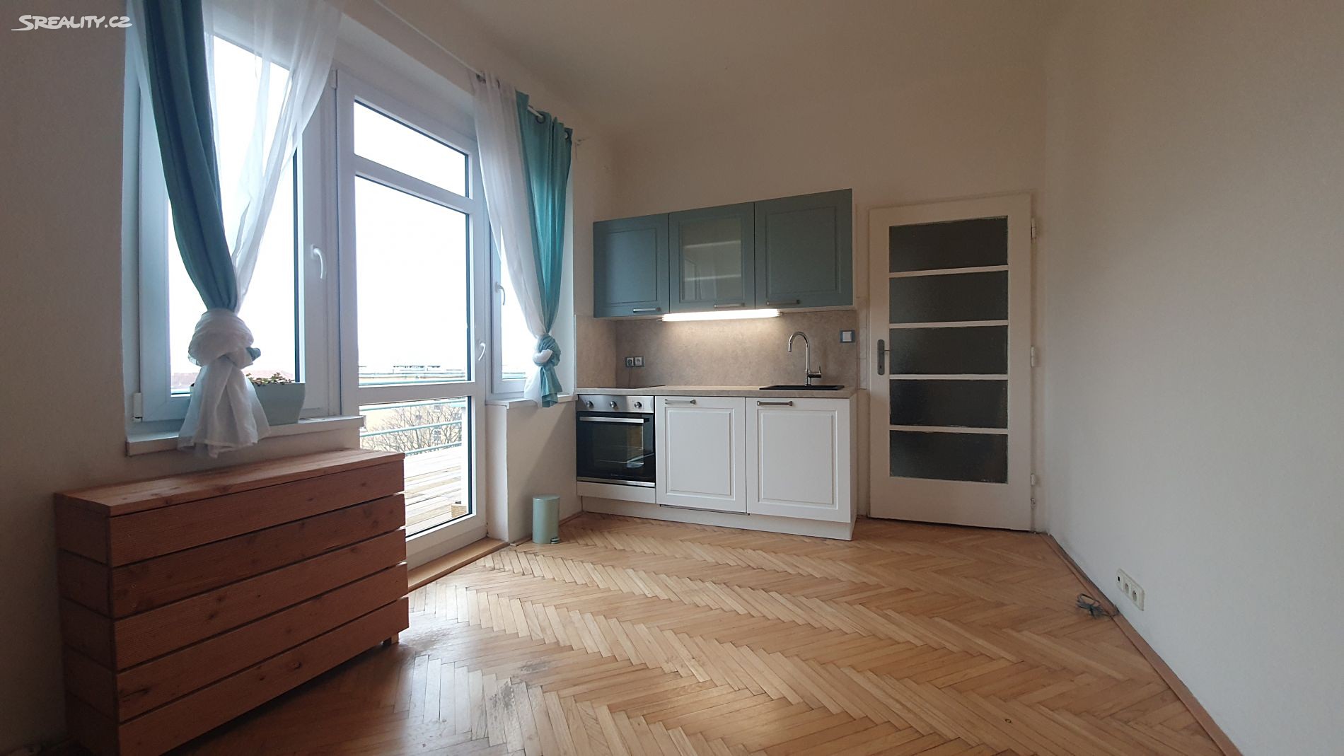Pronájem bytu 1+kk 28 m², Kolbenova, Praha 9 - Vysočany