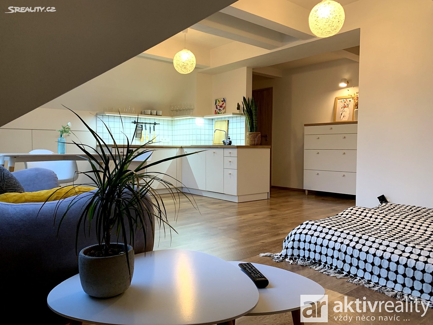 Prodej bytu 1+kk 44 m², Šrobárova, Praha - Vinohrady