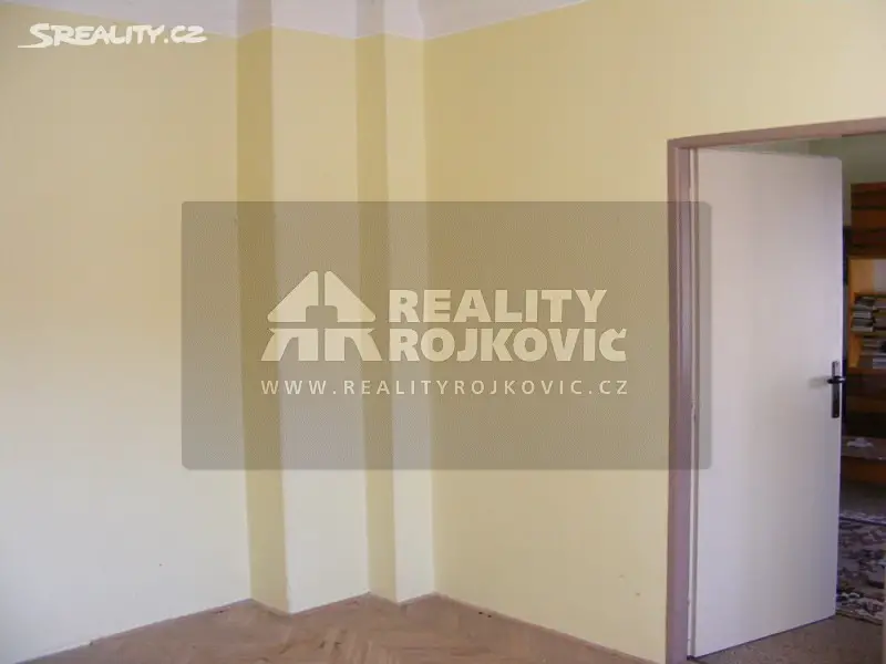Prodej  rodinného domu 130 m², pozemek 82 m², Barvířské náměstí, Broumov - Poříčí