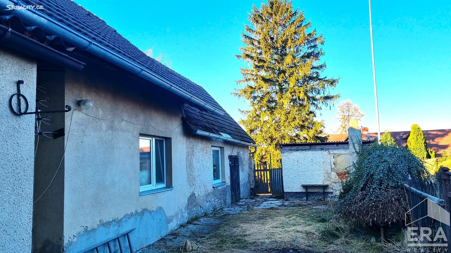 Prodej  rodinného domu 170 m², pozemek 925 m², Zásmuky - Sobočice, okres Kolín