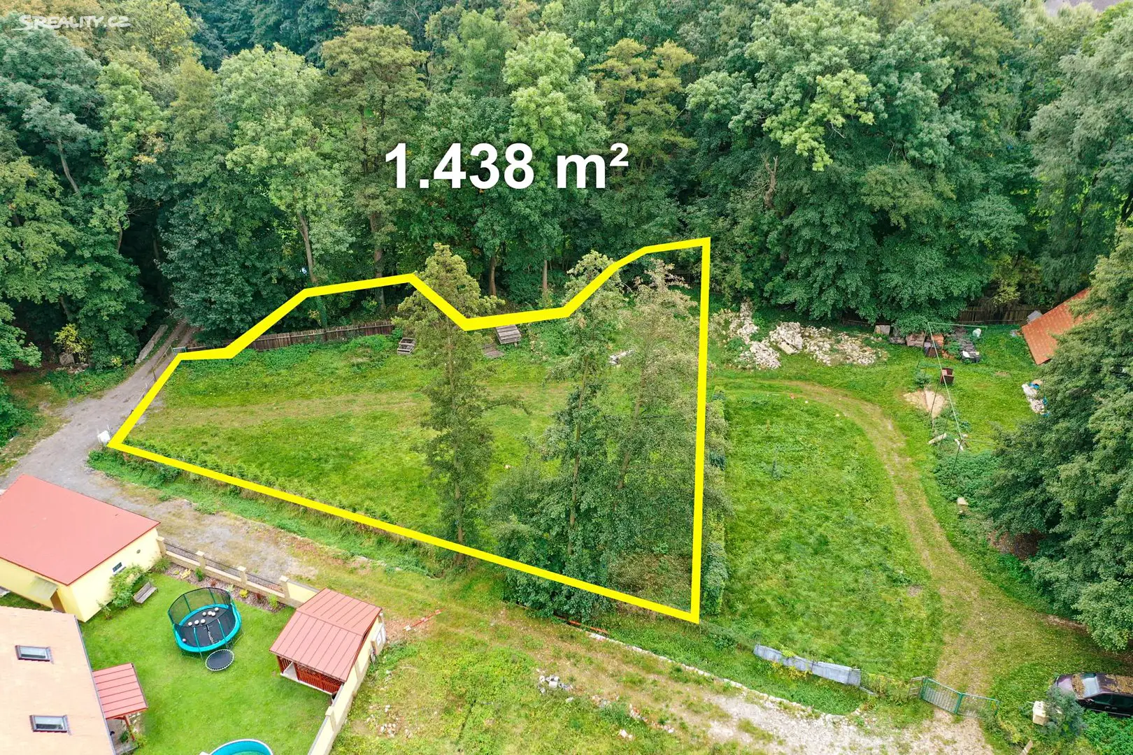 Prodej  stavebního pozemku 1 438 m², Miskovice, okres Kutná Hora