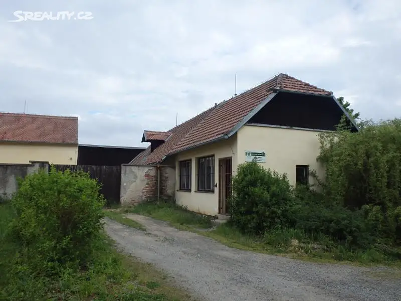 Prodej  rodinného domu 336 m², pozemek 2 571 m², Javůrek, okres Brno-venkov