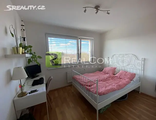 Pronájem bytu 2+kk 45 m², Dobrovolného, Praha 9 - Černý Most