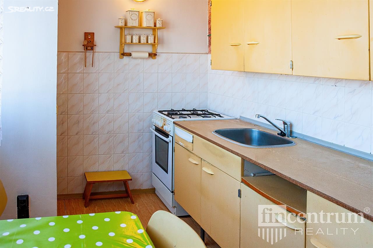 Prodej bytu 2+1 55 m², U Hřbitova, Jihlava